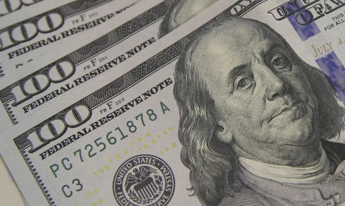 Déficit nas contas externas soma US$ 5,1 bilhões em agosto